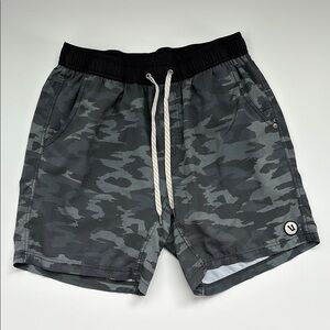 Men's Vuori Gray Camouflage Shorts with liner